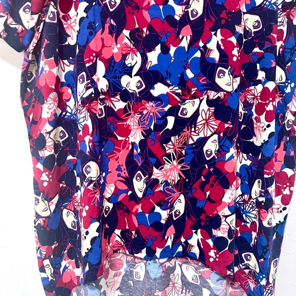 New LuLaRoe Maleficent Multicolor Floral Top Medium - Picture 6 of 6